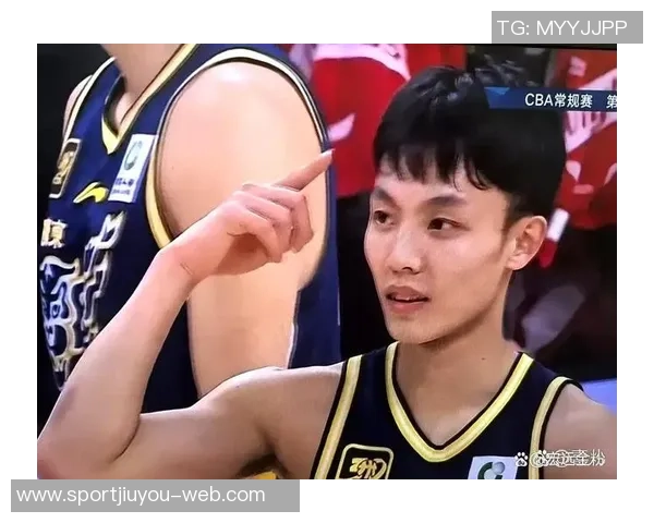 徐杰虽手感不佳却依然精彩表现半场贡献6分3板4助助力球队